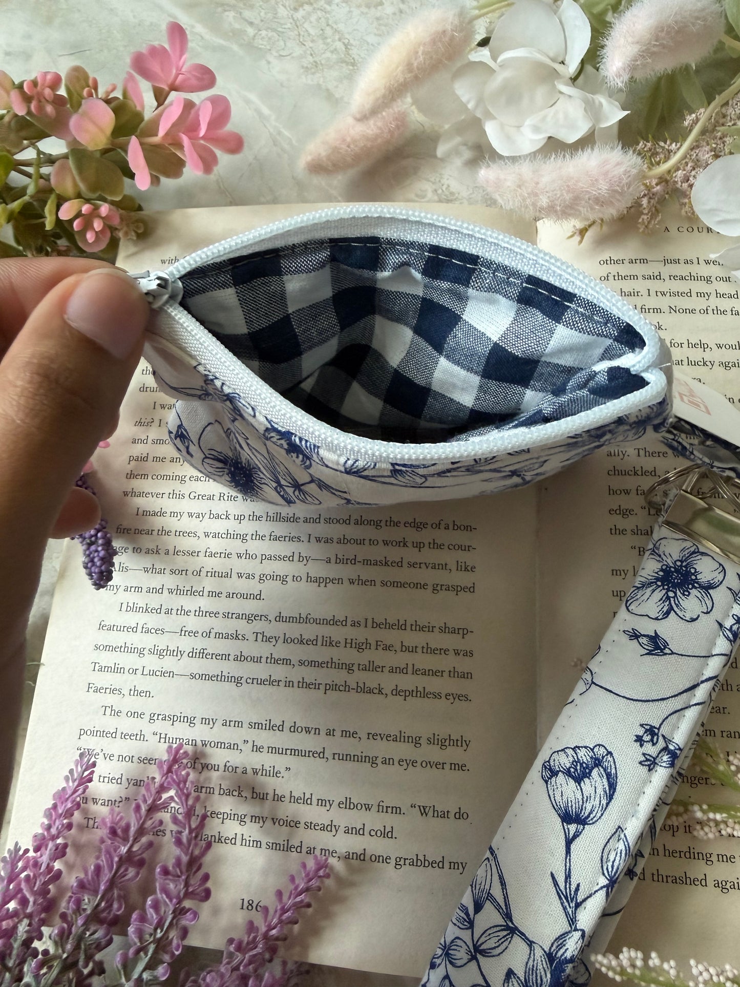 Wristlet & Pouch Set - Blue Flowers