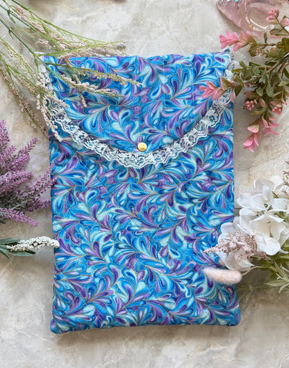 Large Quilted Sleeve With Lace Trim