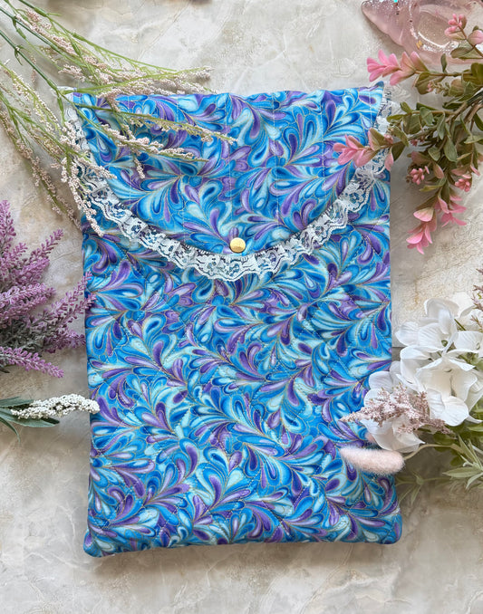 Large Quilted Sleeve With Lace Trim